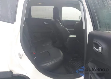 2019 Jeep Compass Altitude 4X4 из США, поврежденный, VIN 3C4NJDBB5KT673414